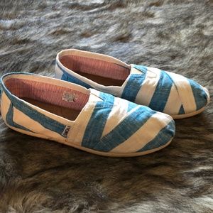 Toms Classic Striped Flats.